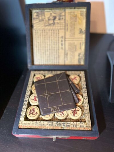 Ornamental chinese game